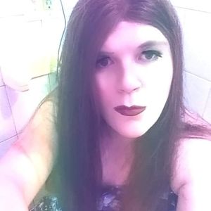 Meet your Posher, Helynn